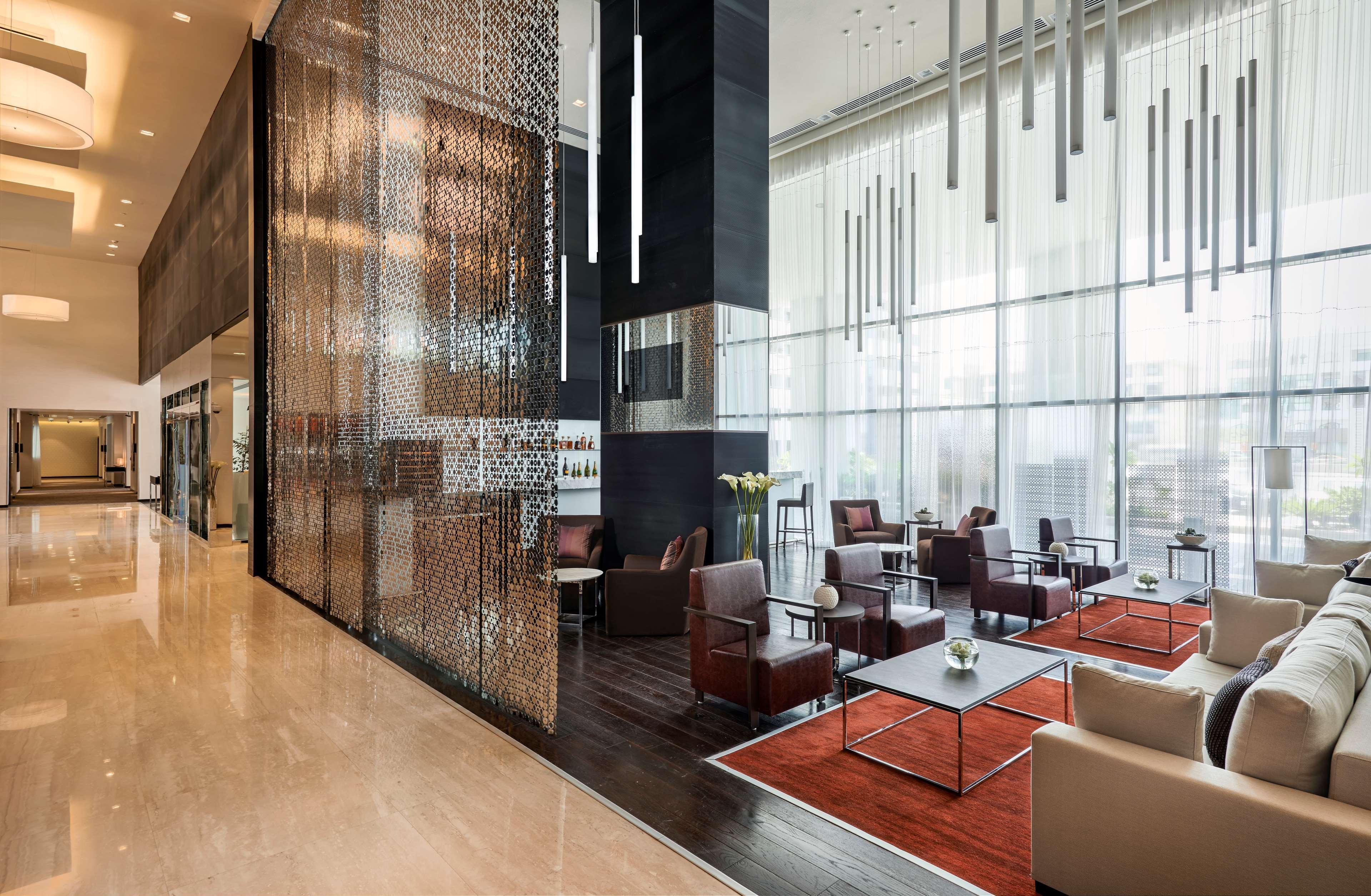 Hyatt Place Dubai Al Rigga Экстерьер фото